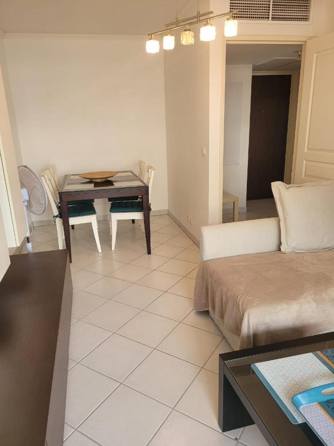 Villeneuve Loubet Plage- Entre Nice Et Cannes 外观 照片
