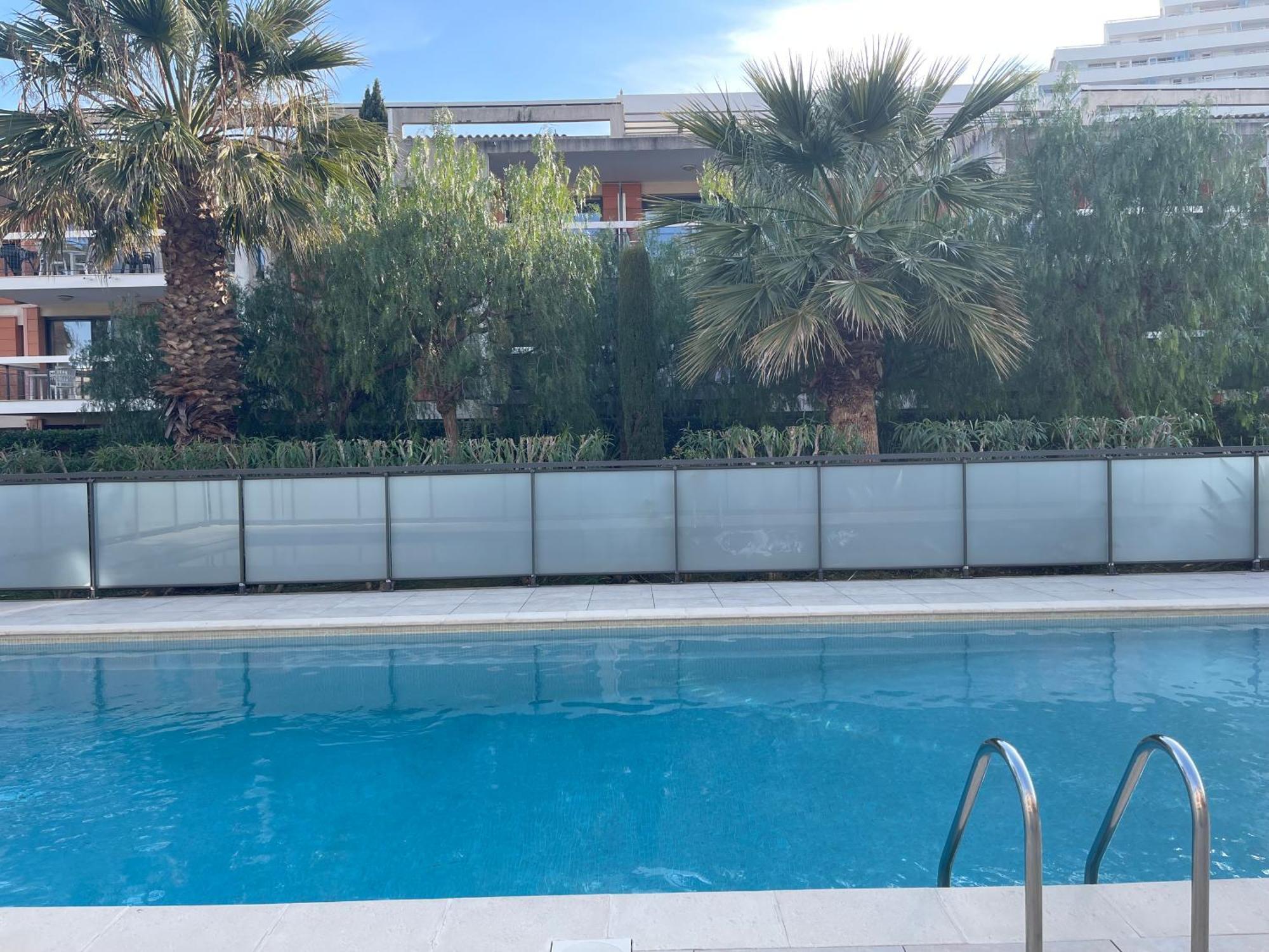 Villeneuve Loubet Plage- Entre Nice Et Cannes 外观 照片