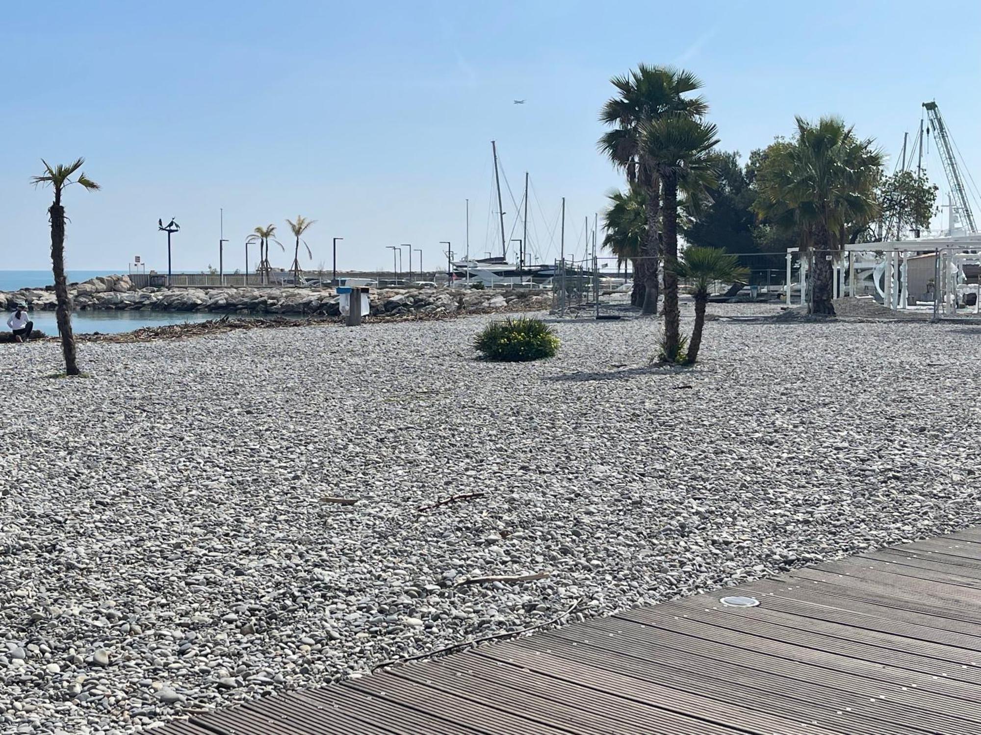 Villeneuve Loubet Plage- Entre Nice Et Cannes 外观 照片