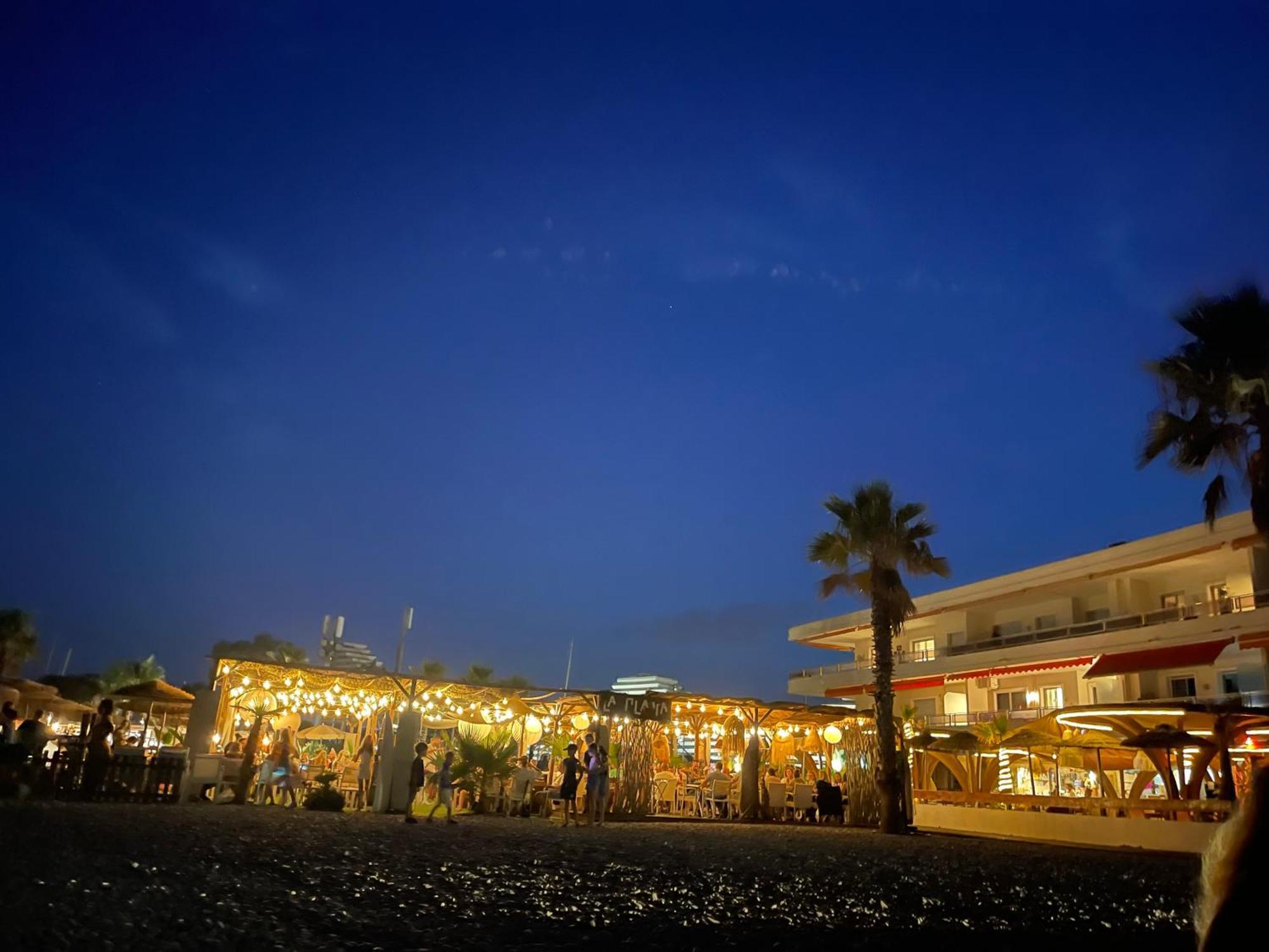 Villeneuve Loubet Plage- Entre Nice Et Cannes 外观 照片