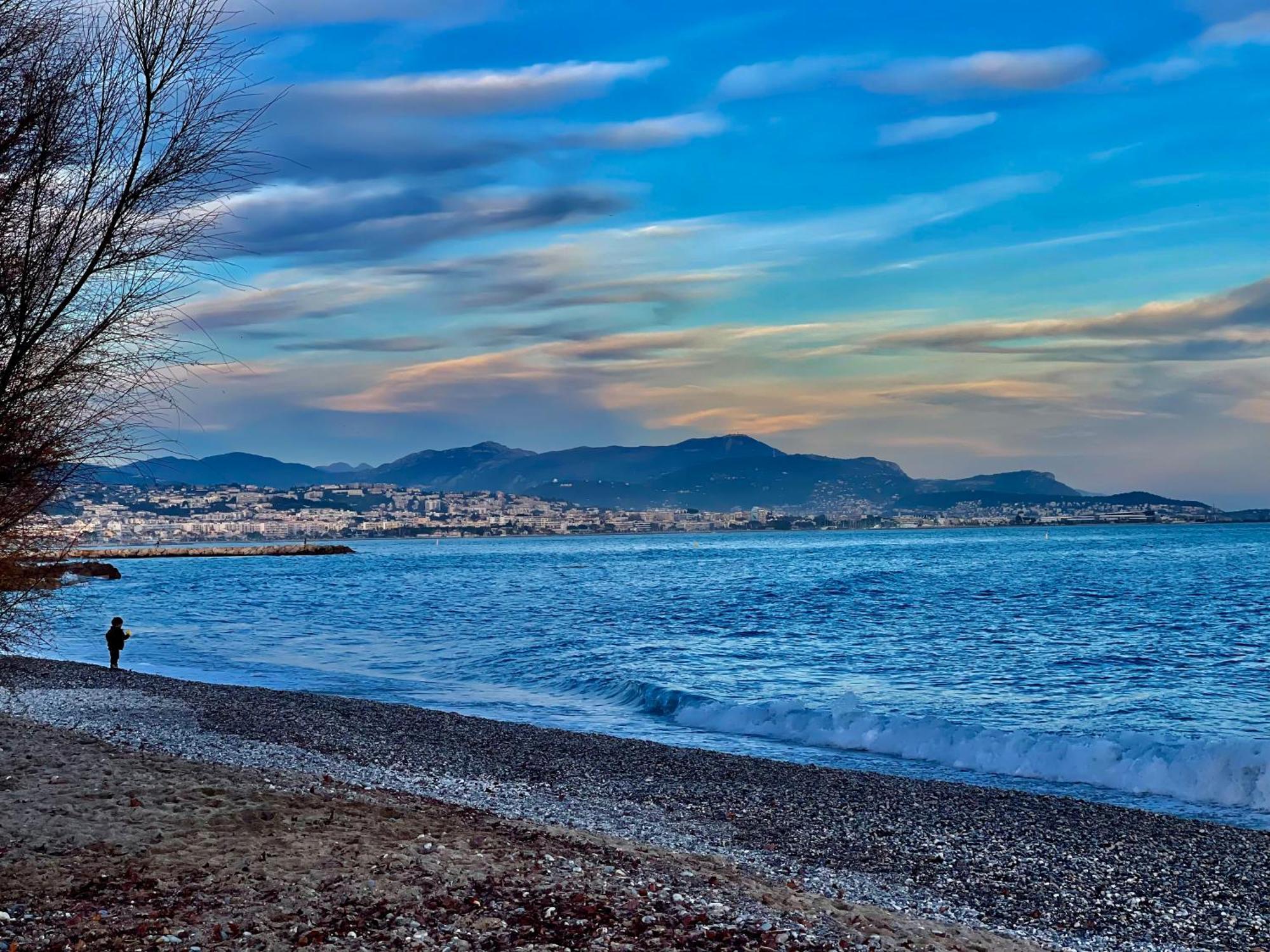 Villeneuve Loubet Plage- Entre Nice Et Cannes 外观 照片
